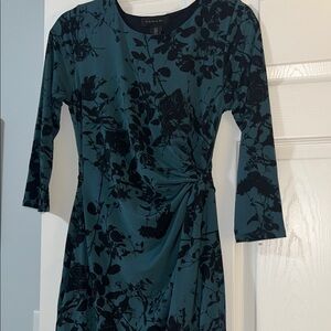 Tahari Wrap Green and black Floral Dress